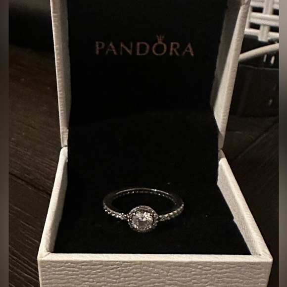 Pandora Jewelry - Pandora Round Sparkle Halo Ring